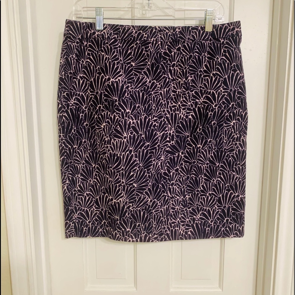 Loft Pencil Skirt Navy & Light Pink Size 10